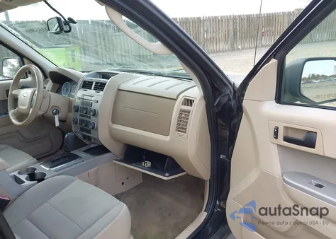 2012 Ford Escape Xlt from USA, damaged, VIN 1FMCU0D75CKB15674